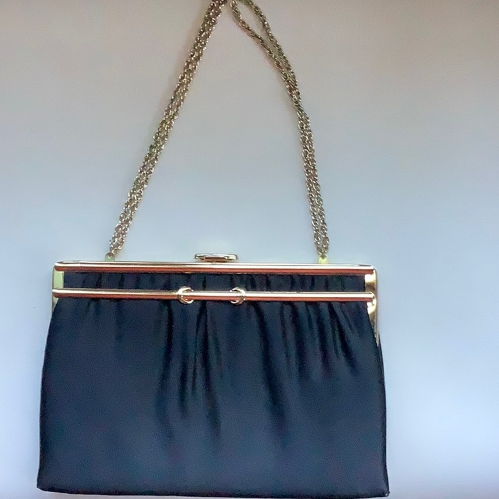 Vintage Mardane Snap Purse With Gold Chain